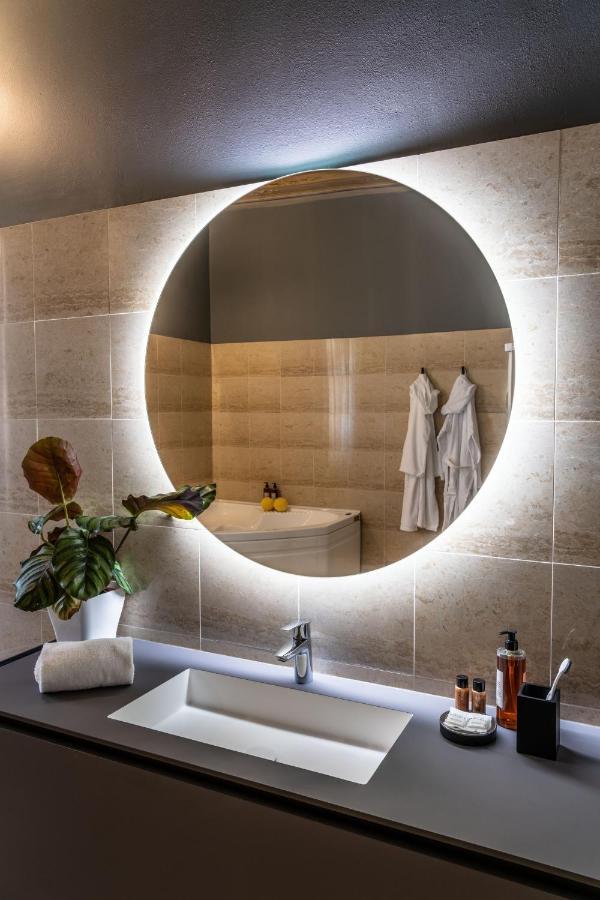 מסטרה Villa Moro Lin Design Apartments מראה חיצוני תמונה